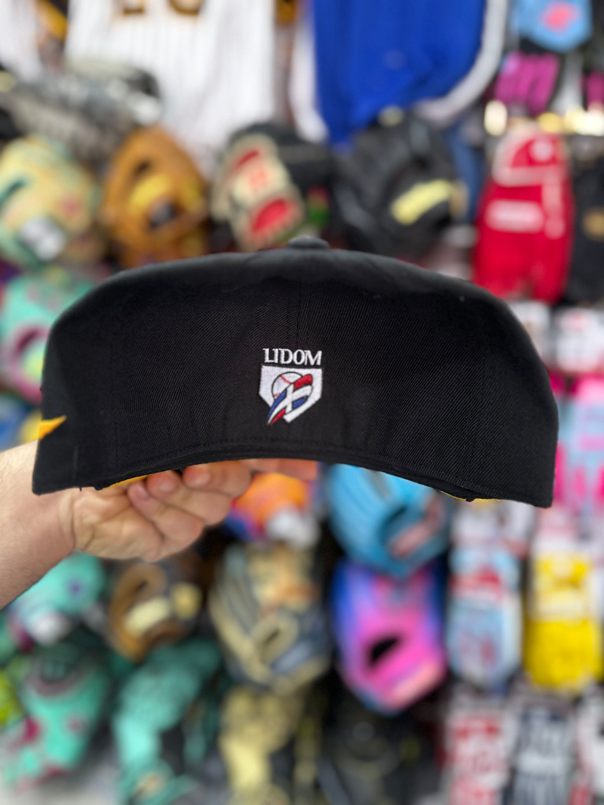 Gorra 4fans Aguilas Cibaeñas Cerrada PRO-FITTED