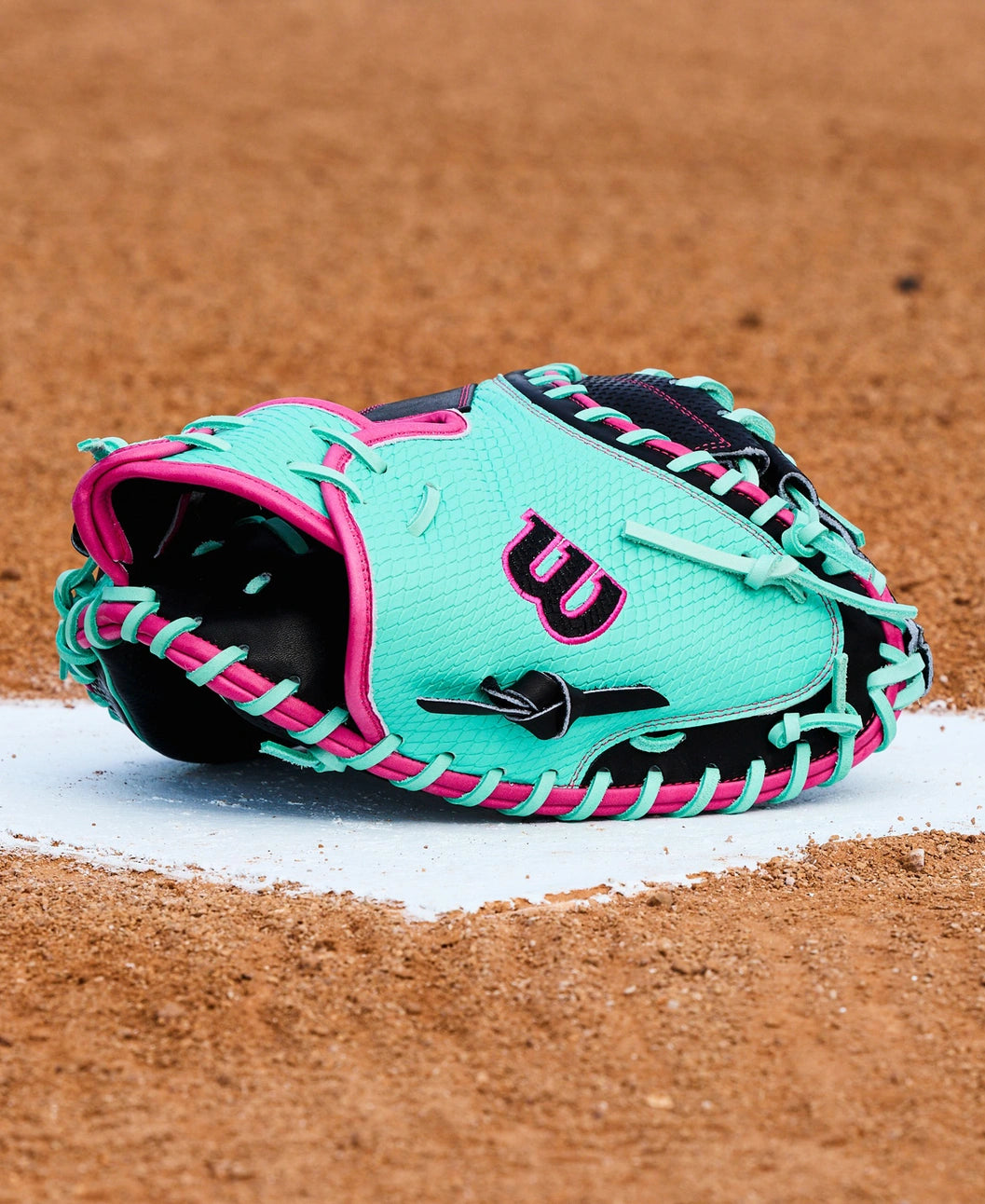Guante de catcher Wilson A2000 M23SS 33.5