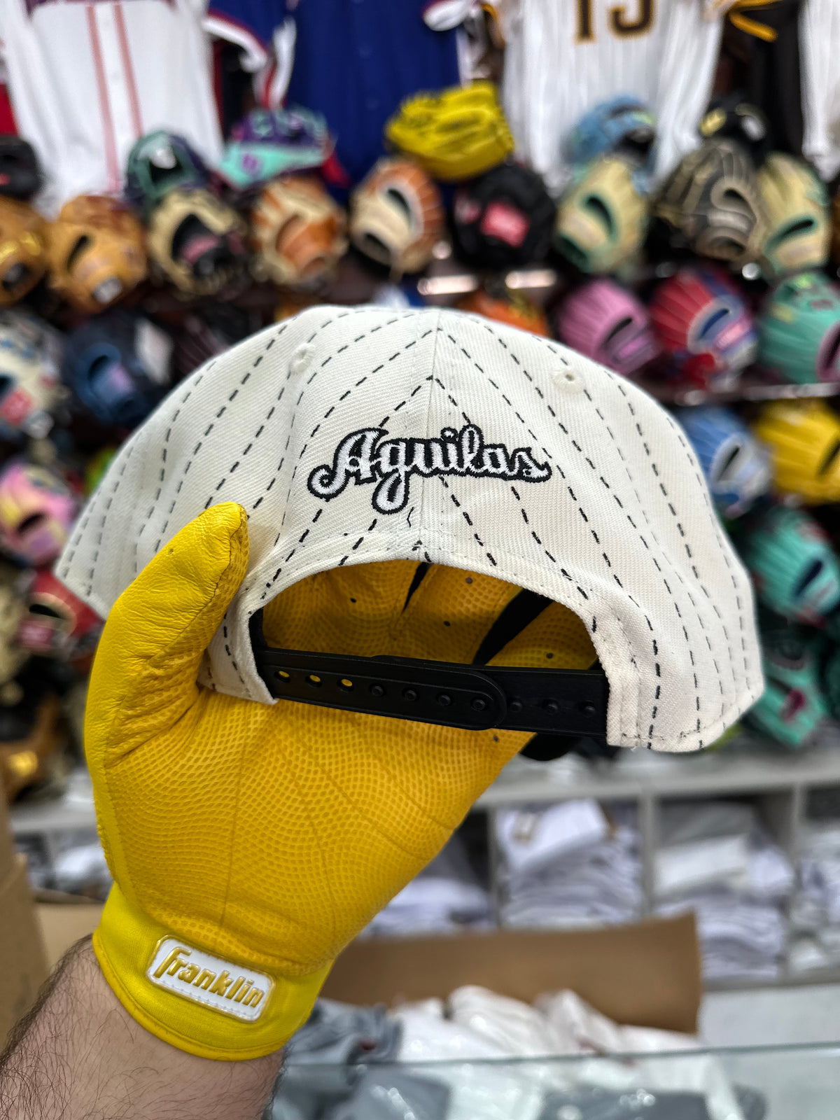 Gorra New Era 9FORTY Aguilas Cibaeñas 61043169