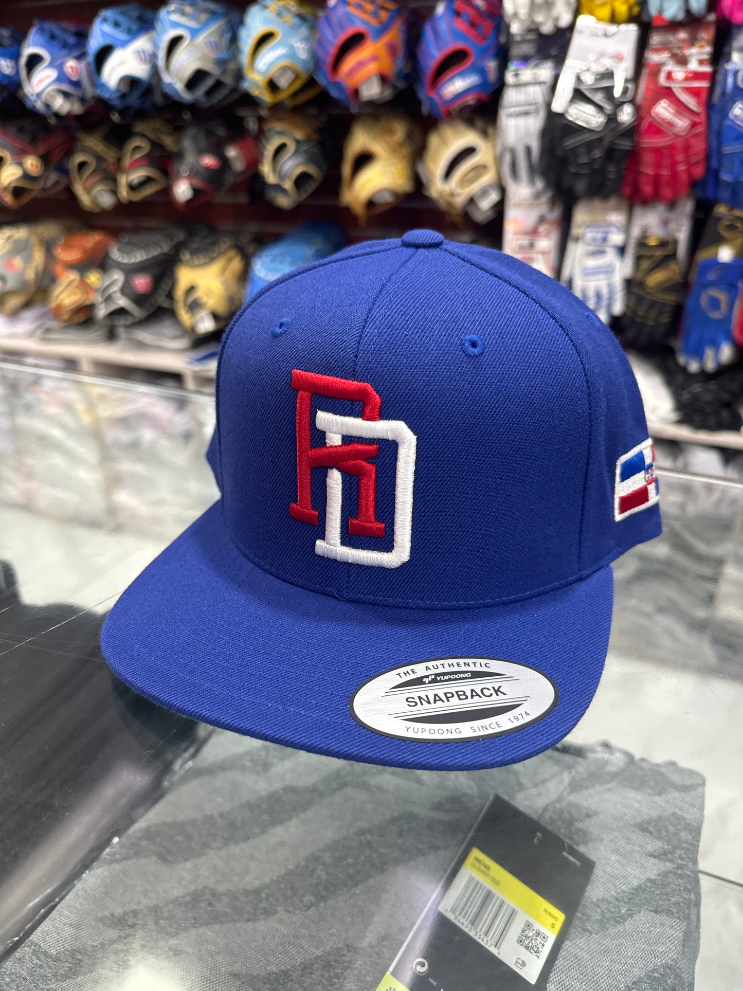 Gorra Yupoong SnapBack República Dominicana