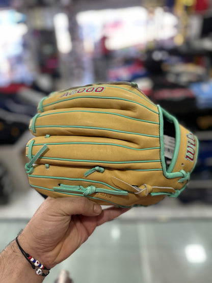 Guante de pitcher Wilson A2000 12
