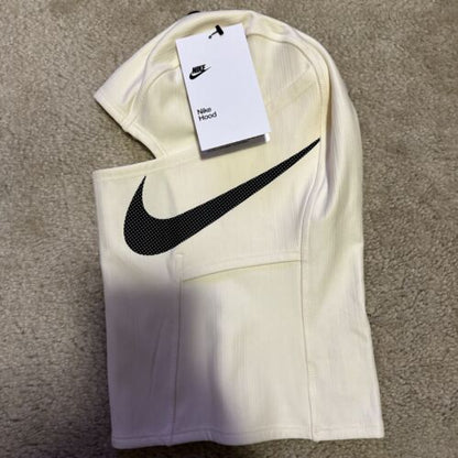 Pasa Montañas Nike