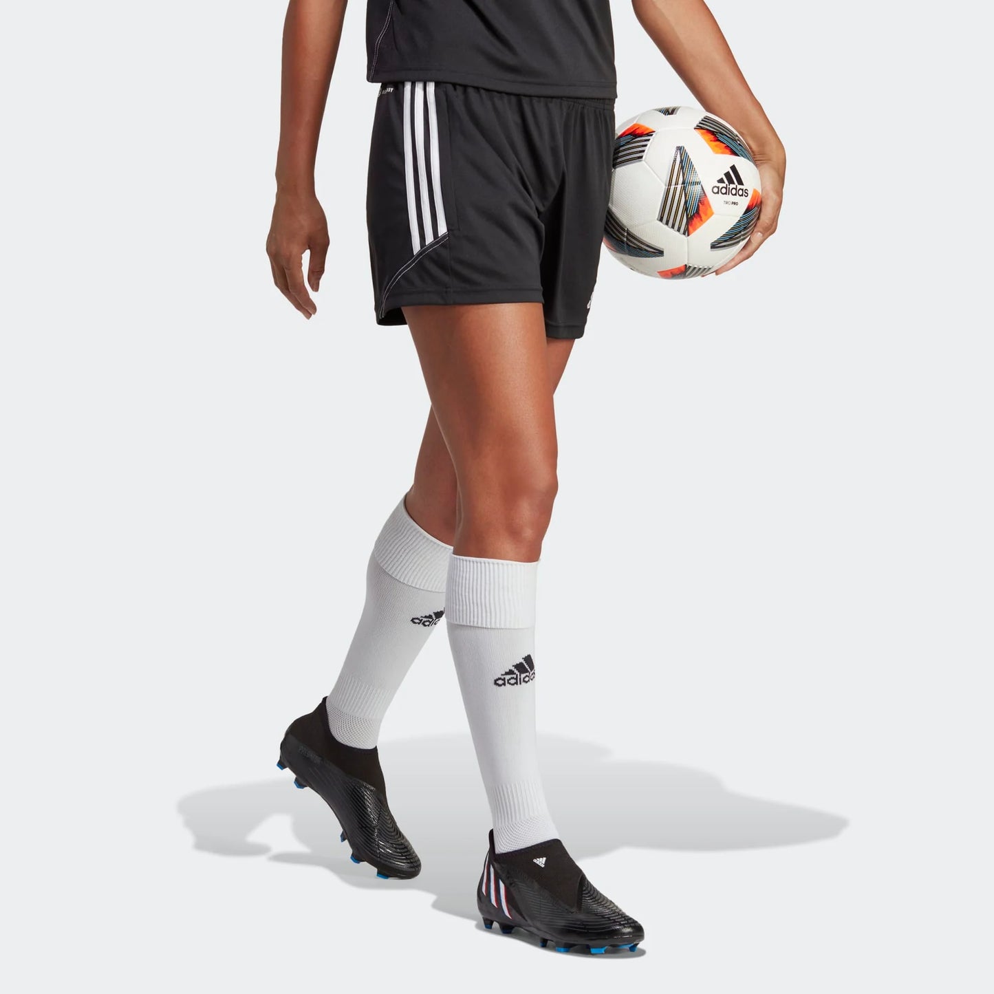 Pantalon corto Adidas HS3624 Mujeres