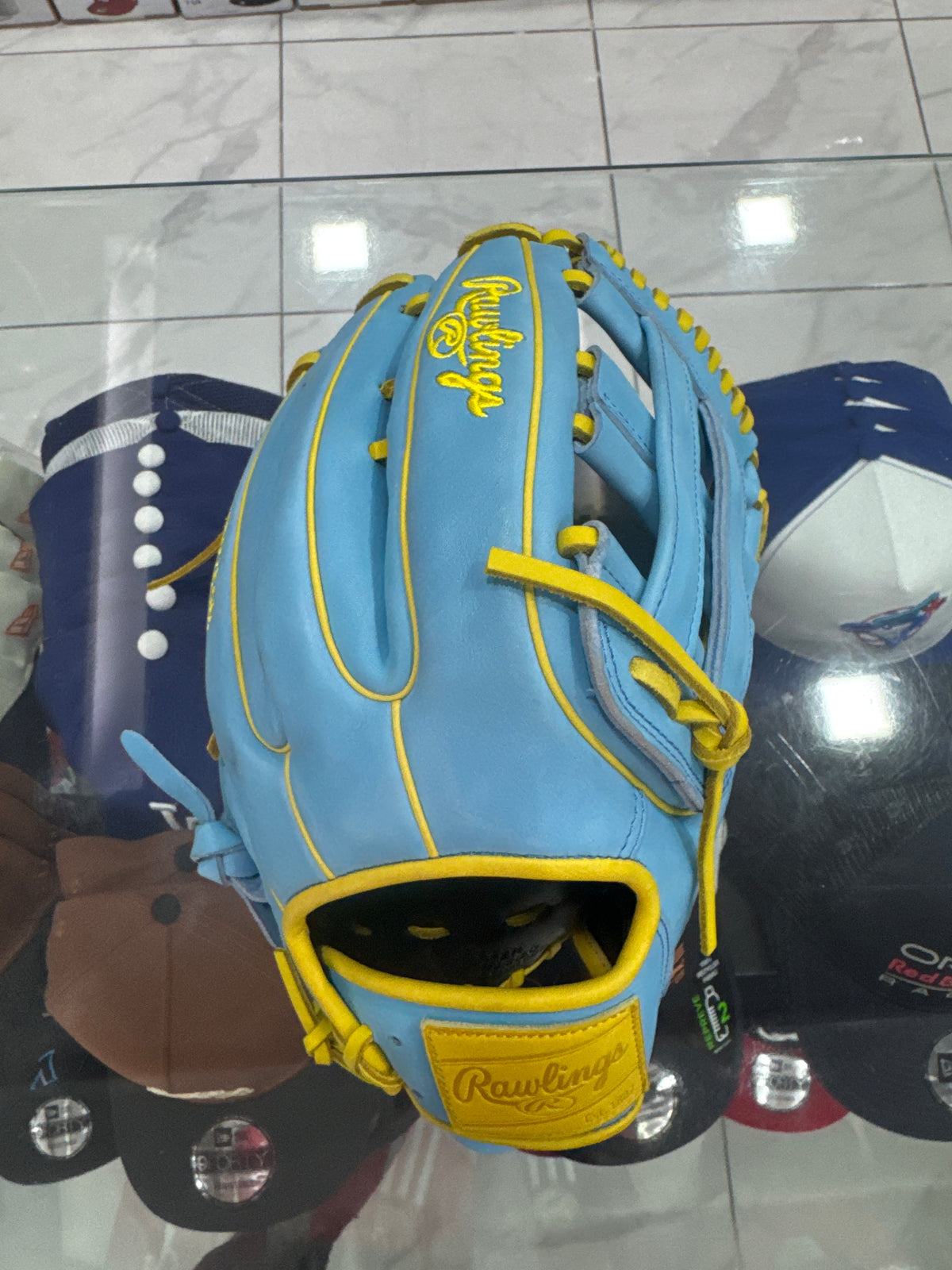 Guante Rawlings Heart Of The Hide Pror3319-8CBY 12 3/4 Outfielder