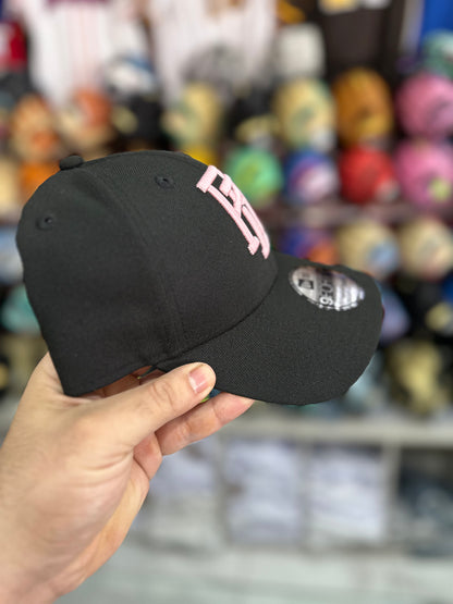 Gorra New Era 9FORTY República Dominicana Negra
