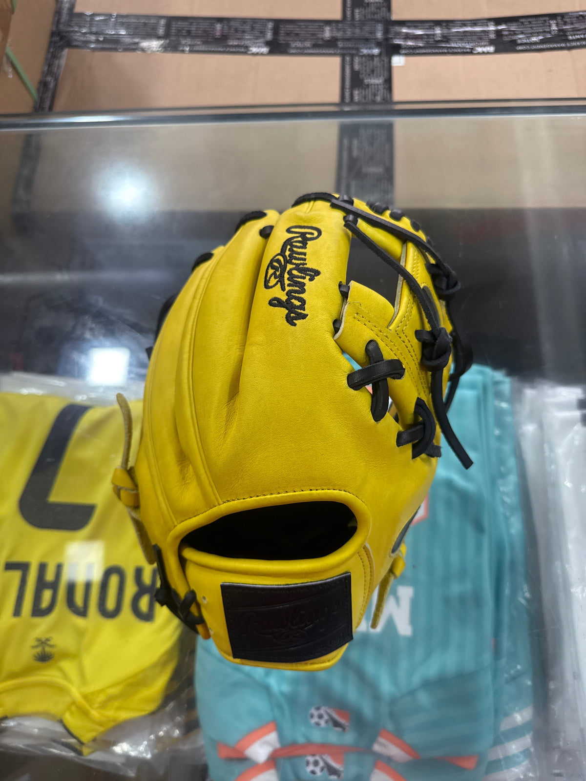Guante Rawlings Heart Of The Hide Pror204-2YB 11.5 infielder