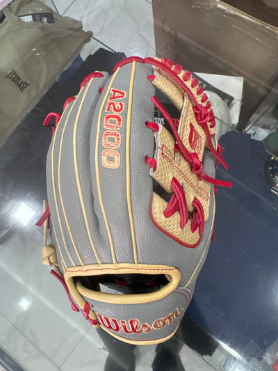 Guante Wilson A2000 11.5 Infielder