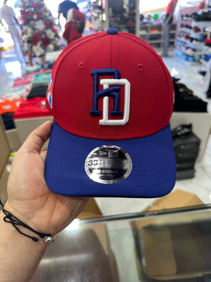 Gorra New Era 39THIRTY Clasico Dominicana Mundial 2026