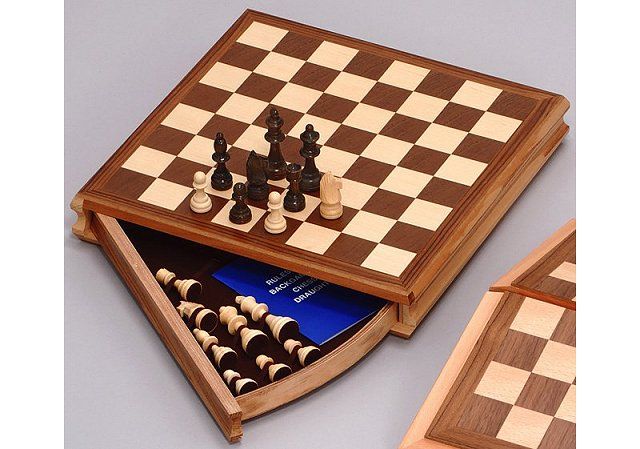 Tablero De Ajedrez Con Fichas Profesional